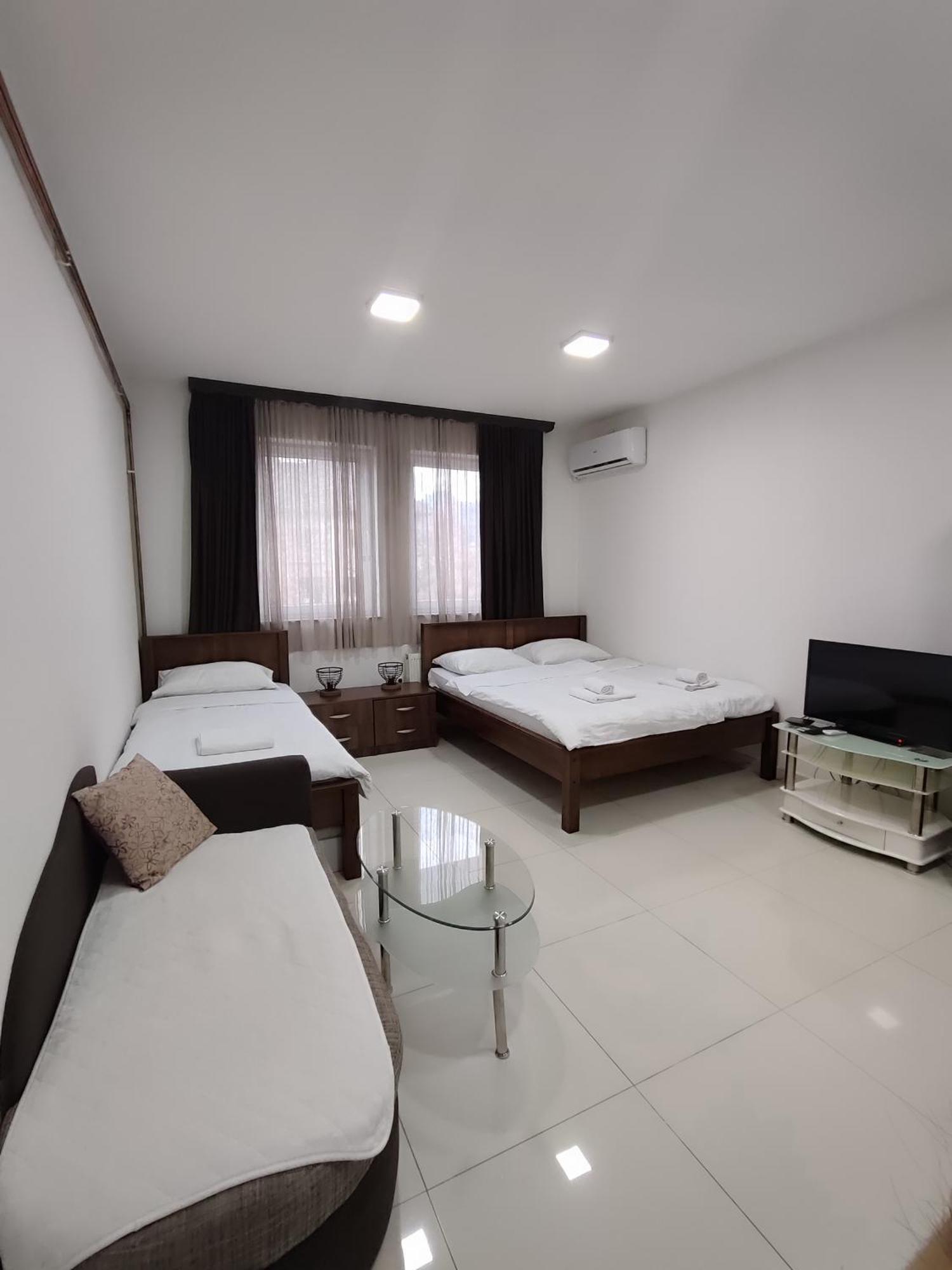 Apartments S&S Конич Екстериор снимка